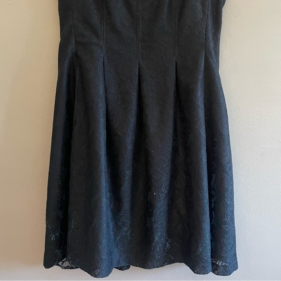 Nine West Sleeveless Black Lace Dress w Teal Iridescent Base - Size 12 EUC - Picture 7 of 16